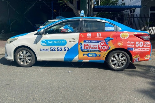 báo giá quảng cáo trên taxi quốc tế