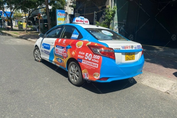 dịch vụ quảng cáo trên taxi quốc tế